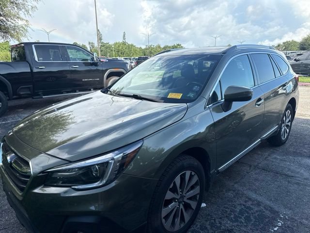 Used 2019 Subaru Outback 3.6R Touring AWD/4WD image 4