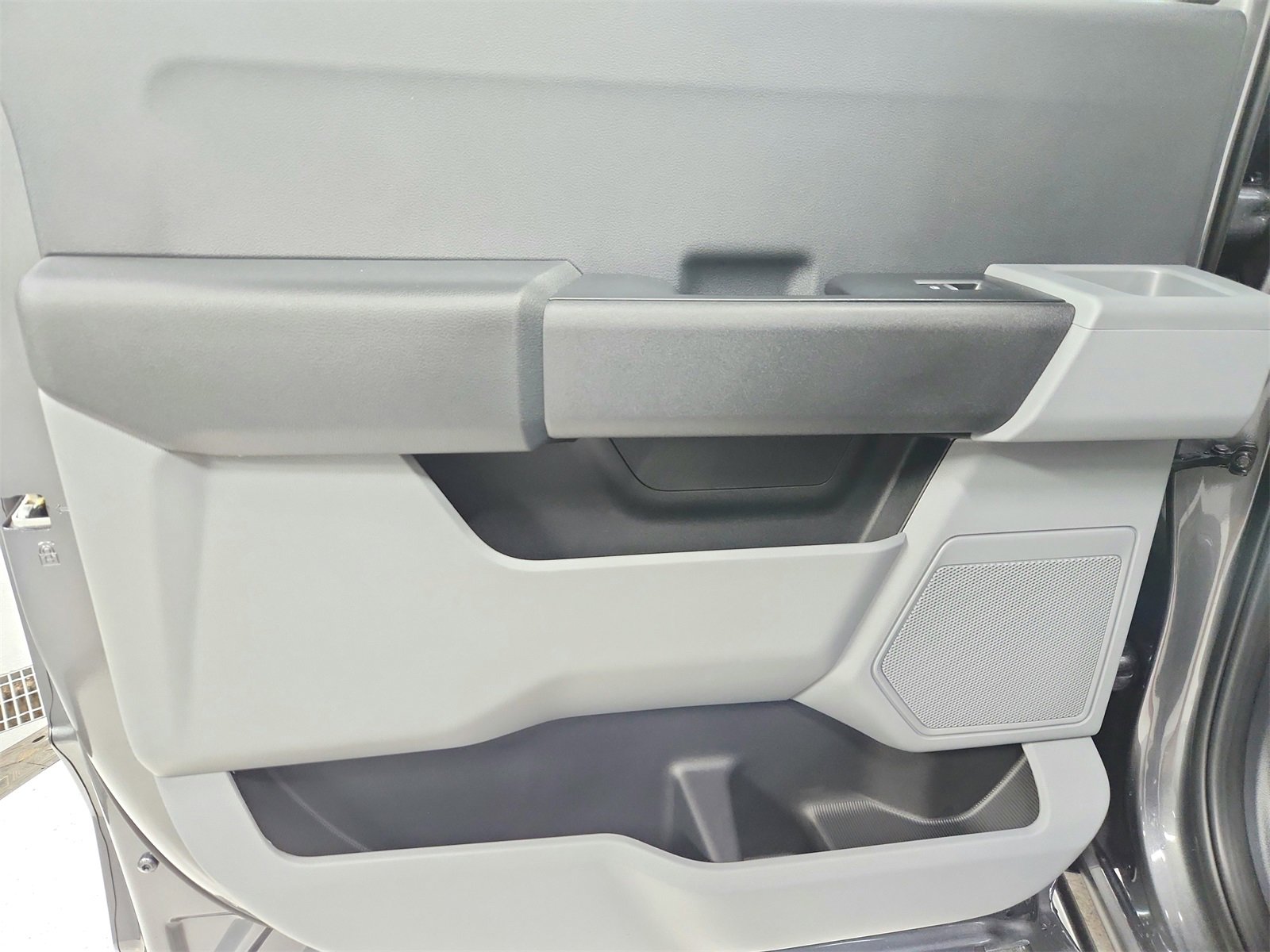 New 2025 Ford F250 XL w/ XL Chrome Package image 34