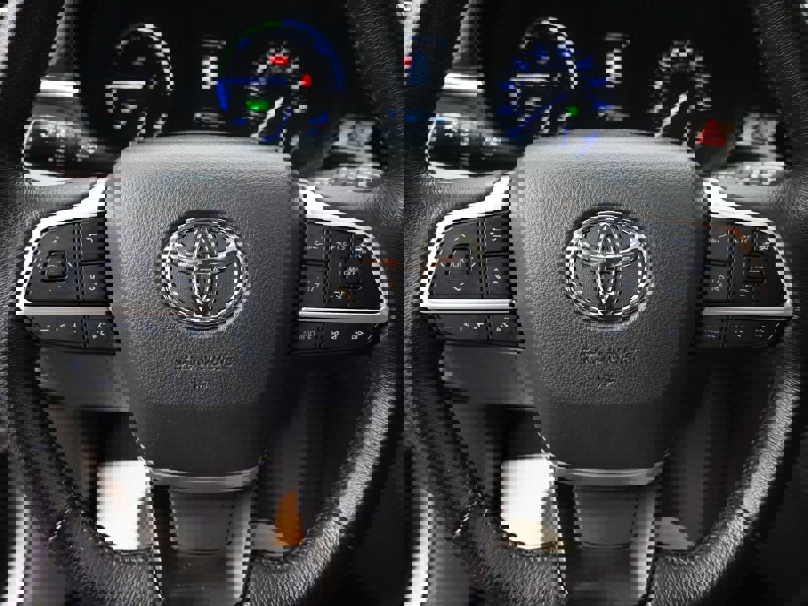 Used 2022 Toyota Sienna XLE w/ XLE Plus Package image 6