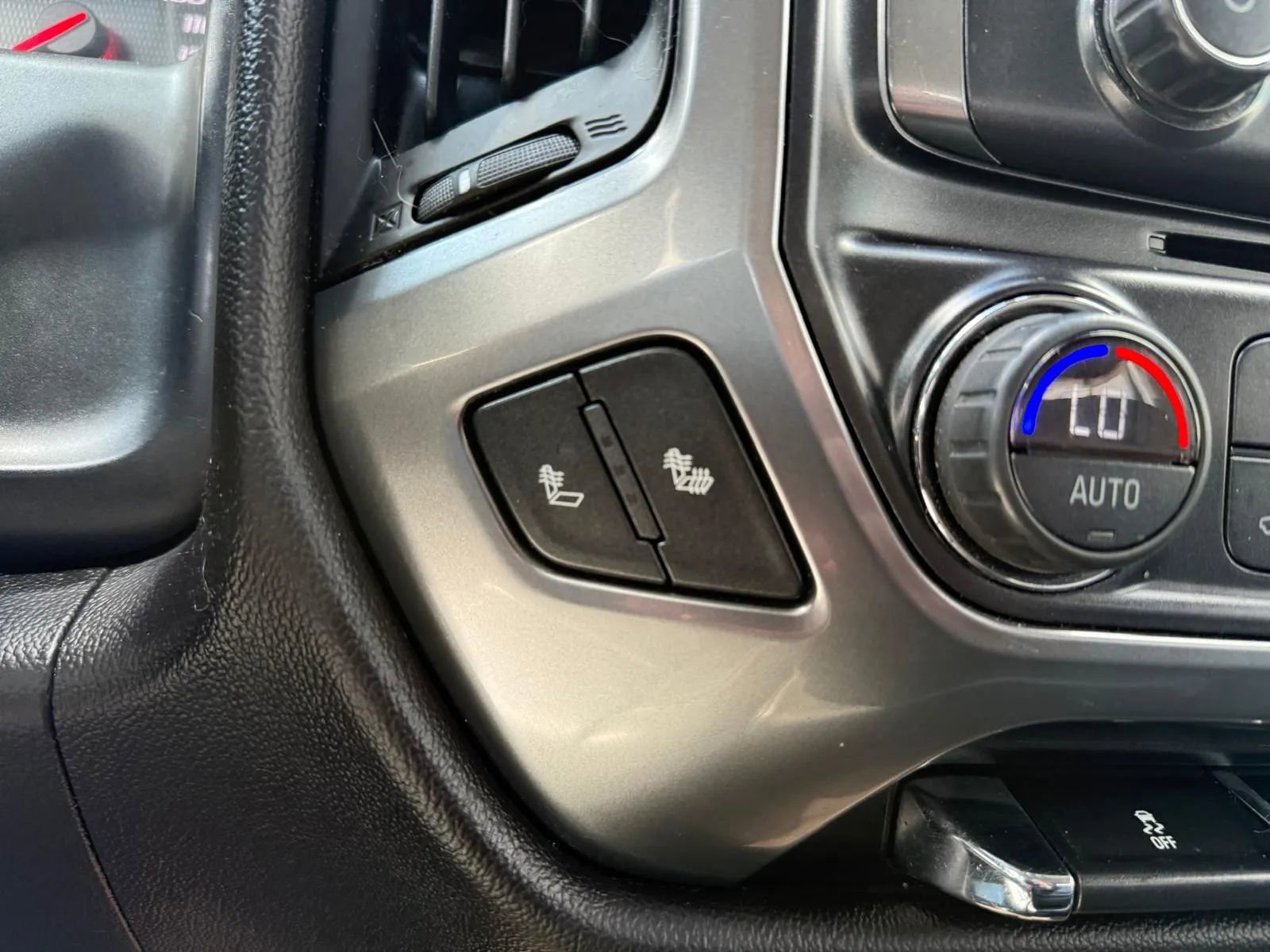 Used 2015 Chevrolet Silverado 1500 LT w/ All Star Edition image 19