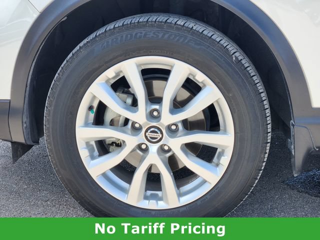 Used 2021 Nissan Rogue Sport SV w/ Technology Package FWD image 8
