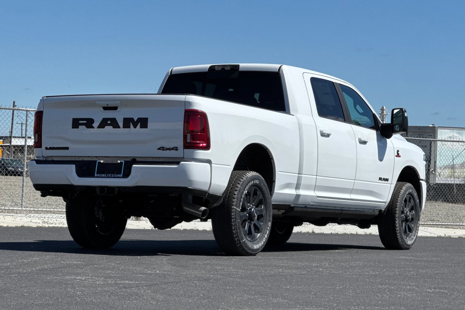 New 2026 RAM 2500 Laramie AWD/4WD image 3