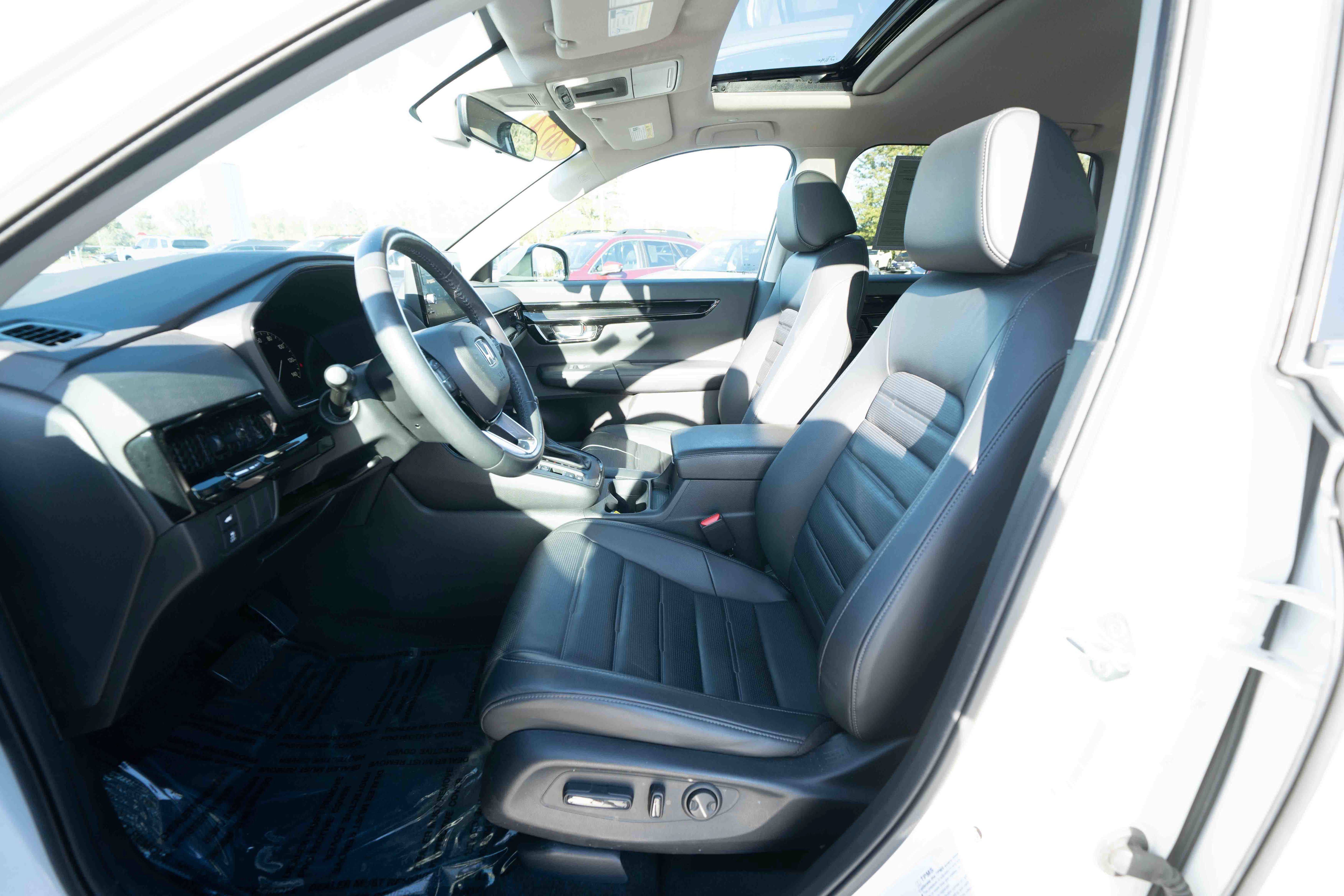 Certified 2024 Honda CR-V EX-L image 9