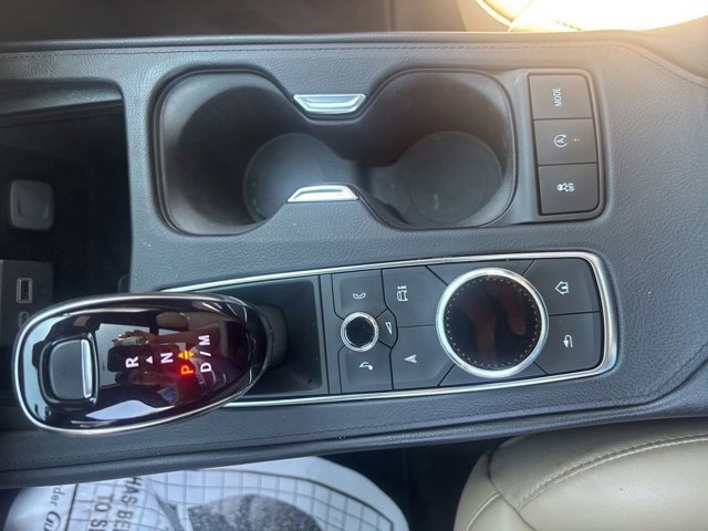 Certified 2025 Cadillac XT4 Premium Luxury image 24