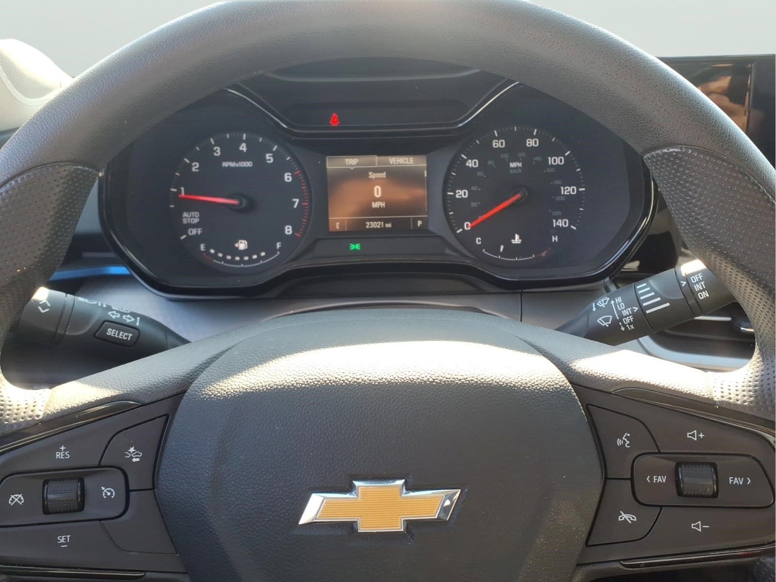 Used 2024 Chevrolet Trax LS w/ LS Convenience Package FWD image 19
