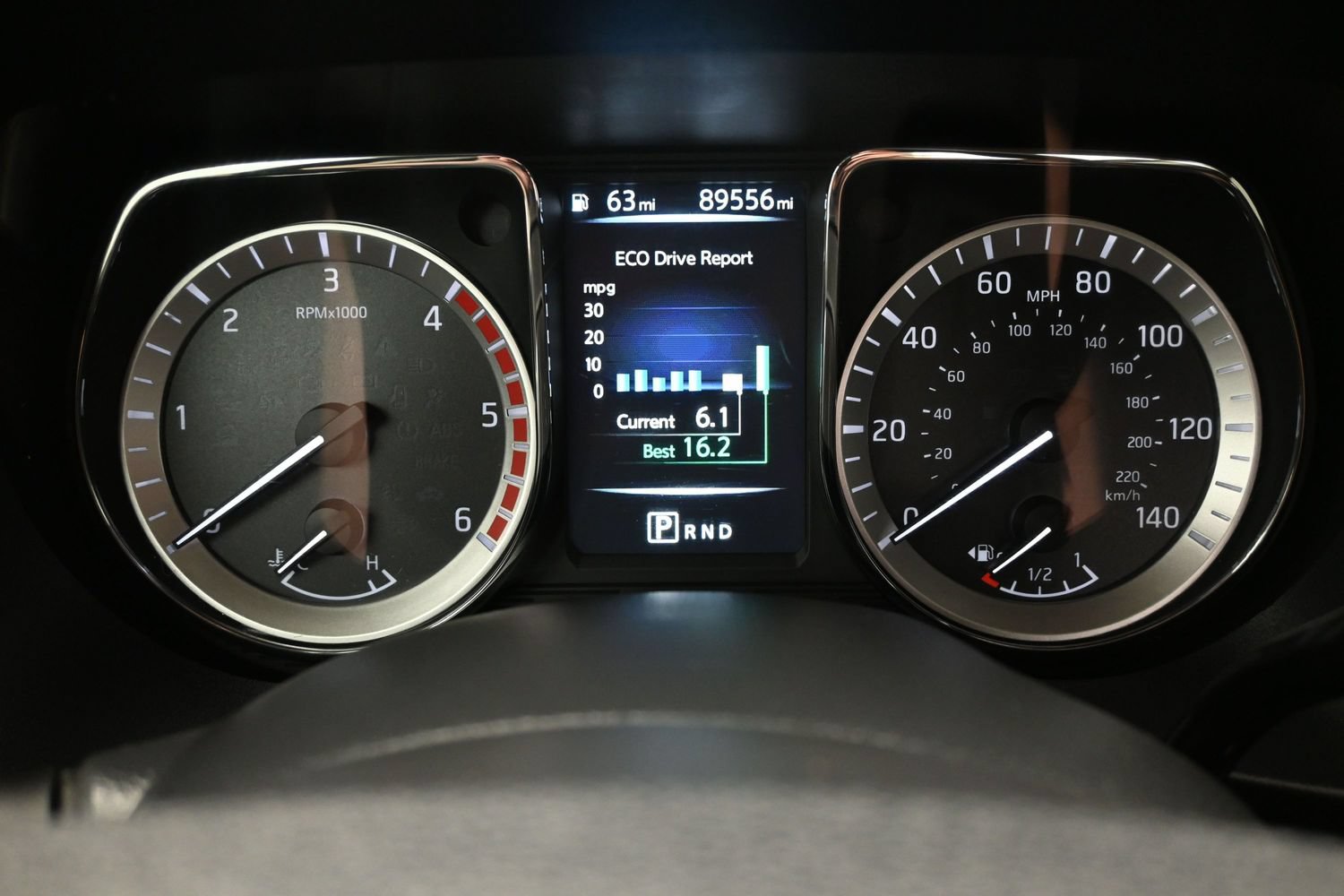 Used 2017 Nissan Titan SV AWD/4WD image 25
