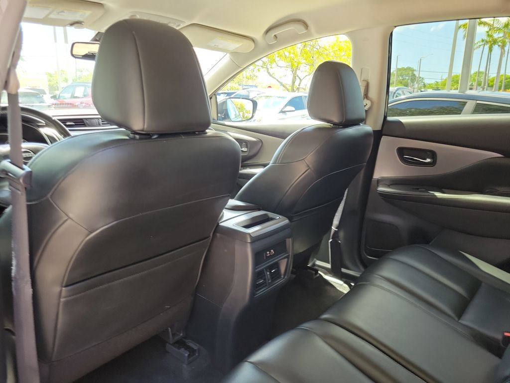 Certified 2023 Nissan Murano SV FWD image 10