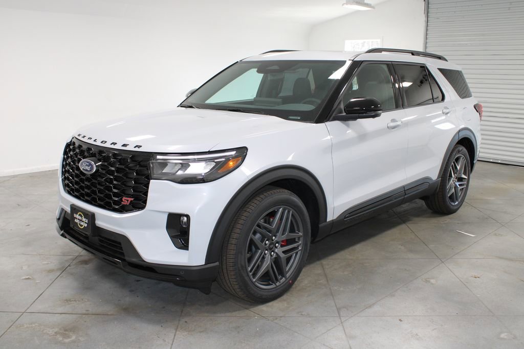 New 2026 Ford Explorer ST AWD/4WD image 3