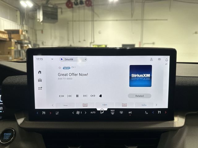 Certified 2025 Ford Explorer Active w/ Active Comfort Package AWD/4WD image 16
