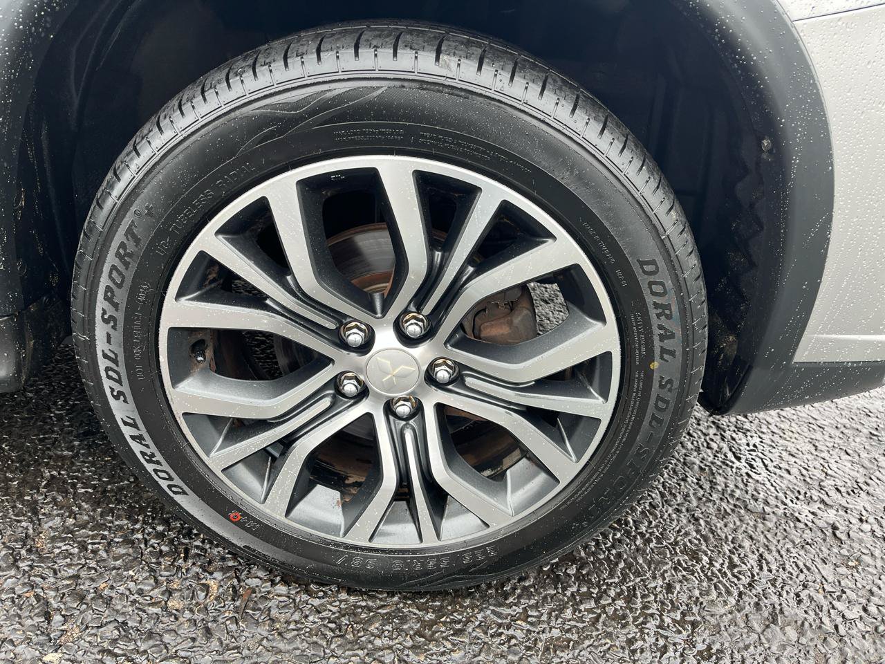 Used 2018 Mitsubishi Outlander Sport ES FWD image 12