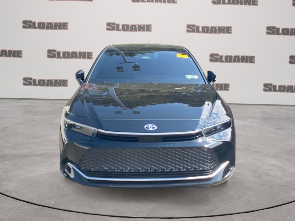 Used 2024 Toyota Crown XLE image 3