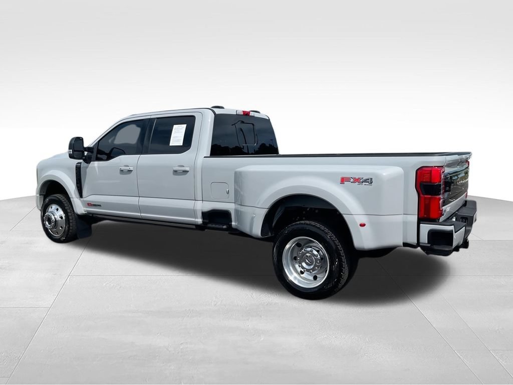 Used 2025 Ford F450 Platinum w/ FX4 Off-Road Package AWD/4WD image 6