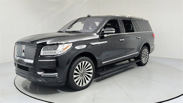 Used 2018 Lincoln Navigator L Reserve w/ Technology Package