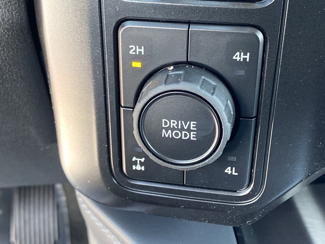 New 2026 Ford F250 Platinum image 28