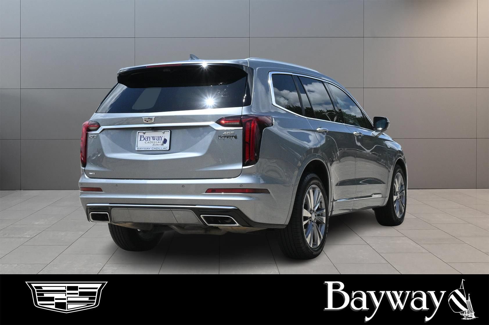 Used 2024 Cadillac XT6 Premium Luxury w/ Technology Package AWD/4WD image 6