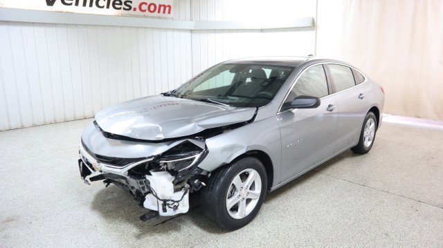 Used 2024 Chevrolet Malibu LS image 2