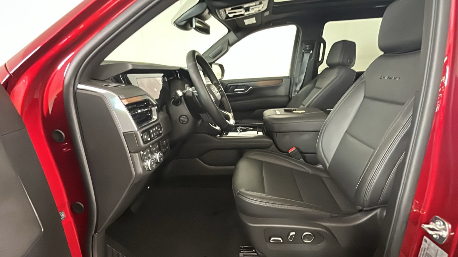 New 2026 GMC Yukon Denali w/ Sun & Power Step Package AWD/4WD image 14