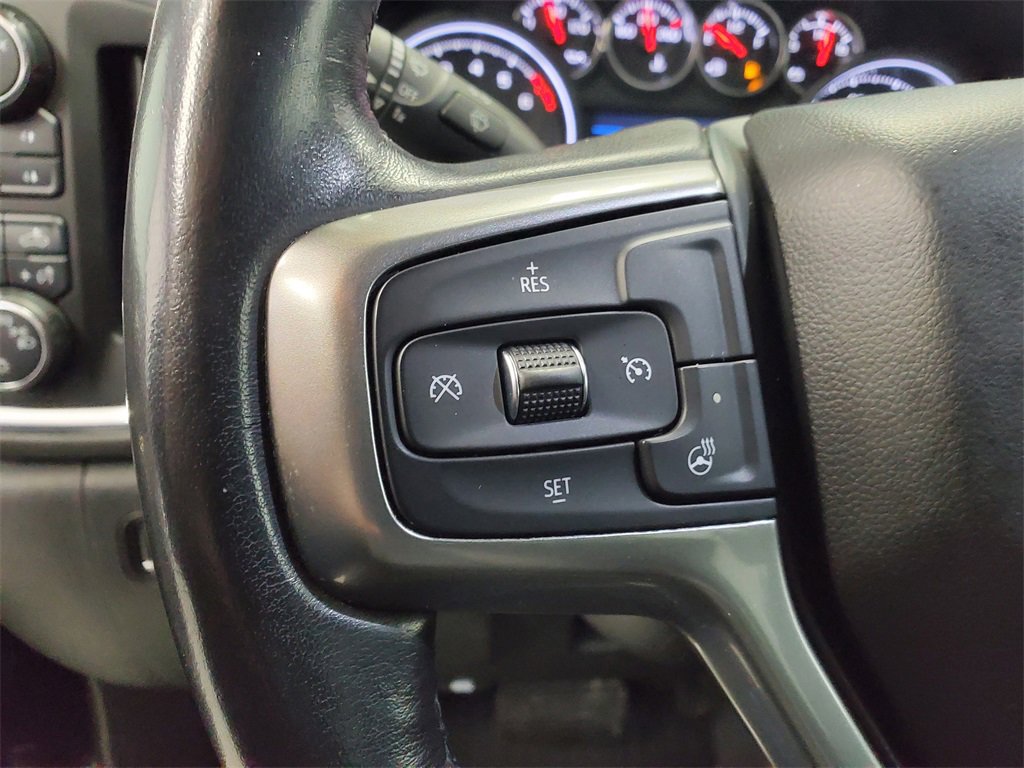 Used 2020 Chevrolet Silverado 1500 LT Trail Boss w/ Midnight Edition image 15