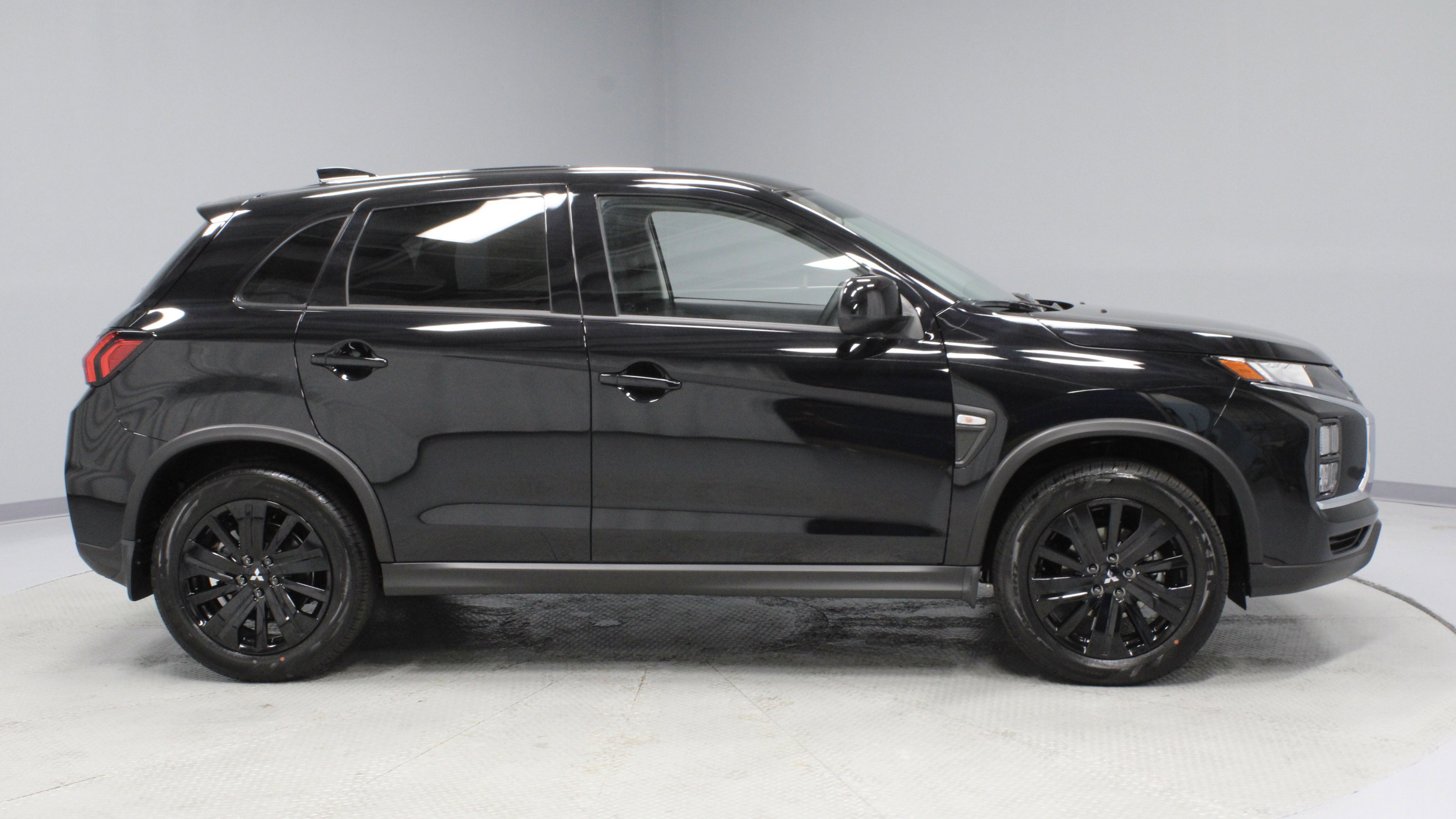 New 2025 Mitsubishi Outlander Sport LE image 9