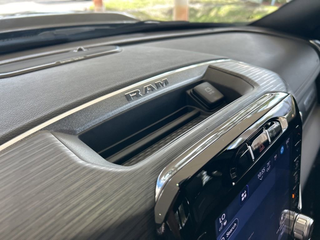 Used 2024 RAM 2500 Laramie w/ Night Edition image 51