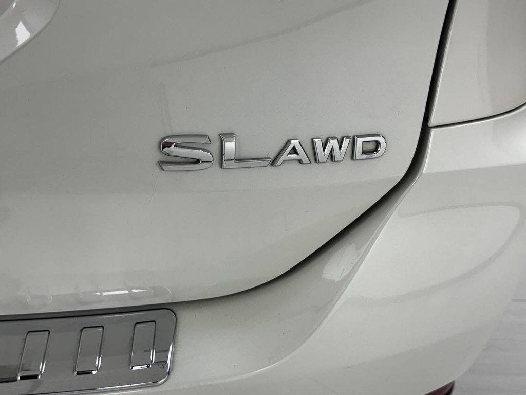 Used 2018 Nissan Rogue SL w/ Premium Package image 41