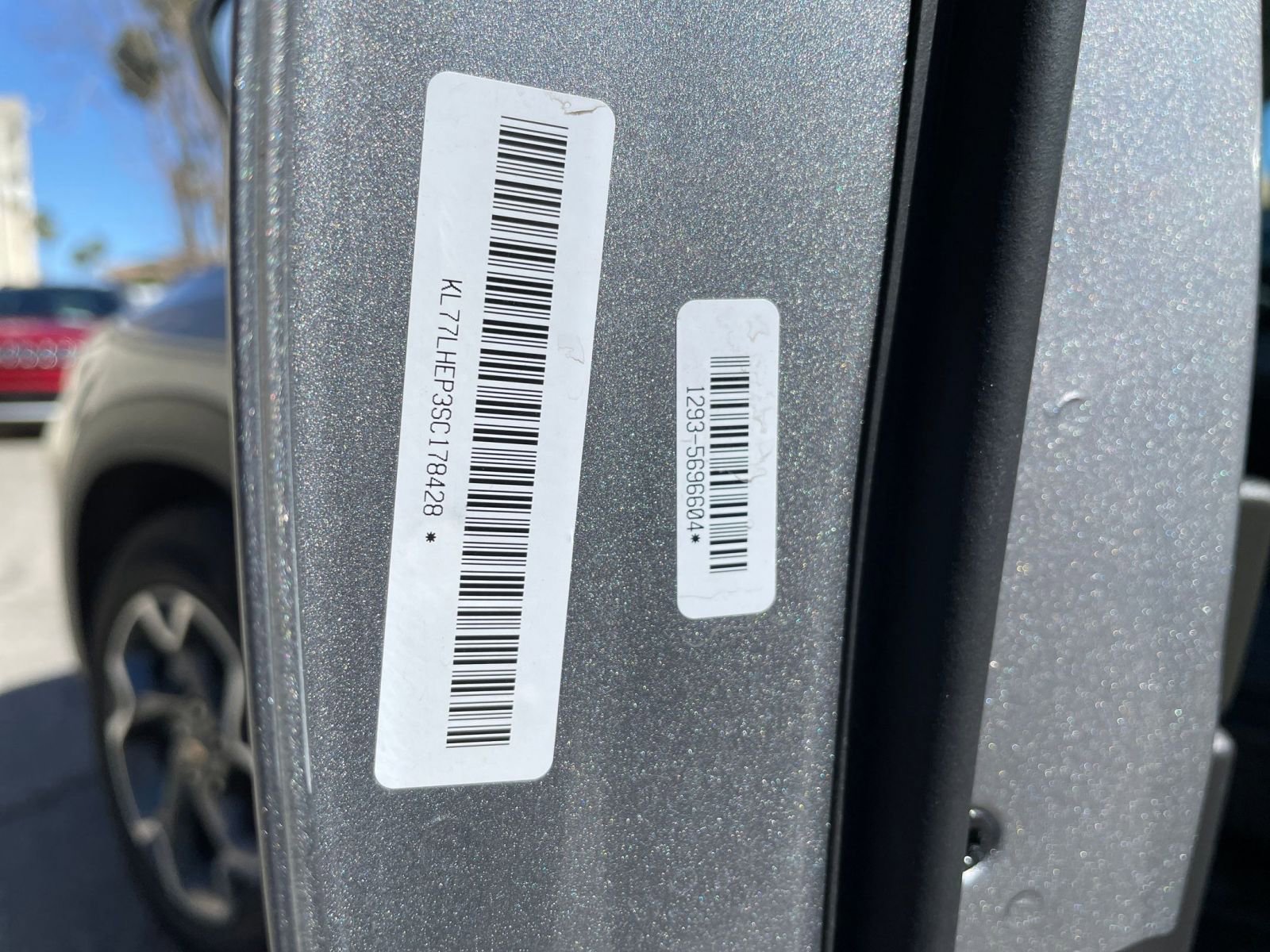 Used 2025 Chevrolet Trax LT image 28