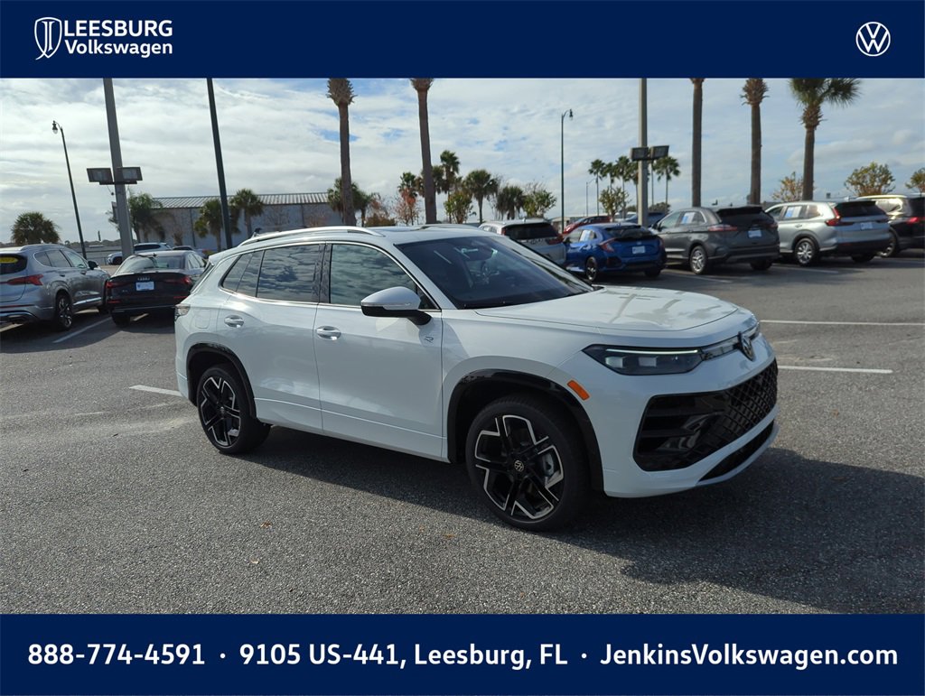 New 2026 Volkswagen Tiguan SEL R-Line image 1