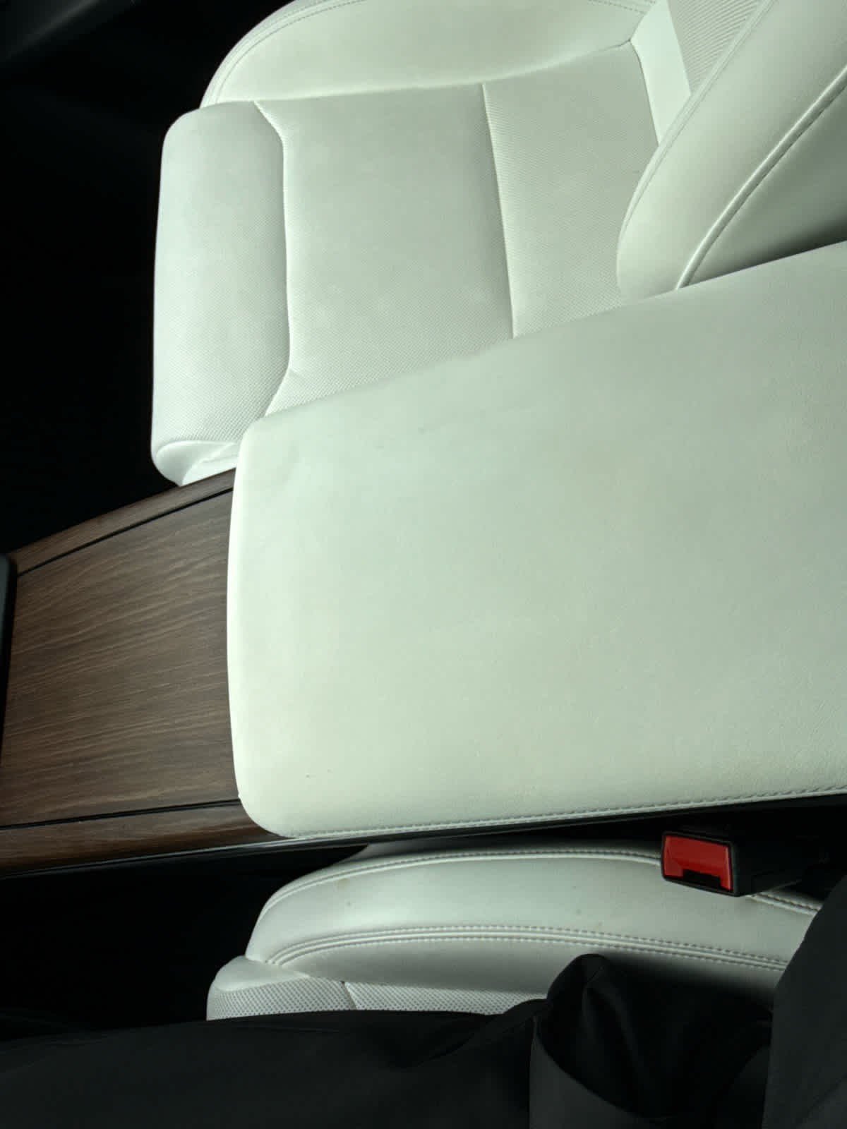 Used 2023 Tesla Model X image 30