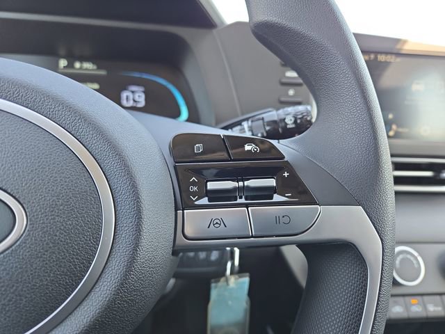 New 2026 Hyundai Elantra SE FWD image 17