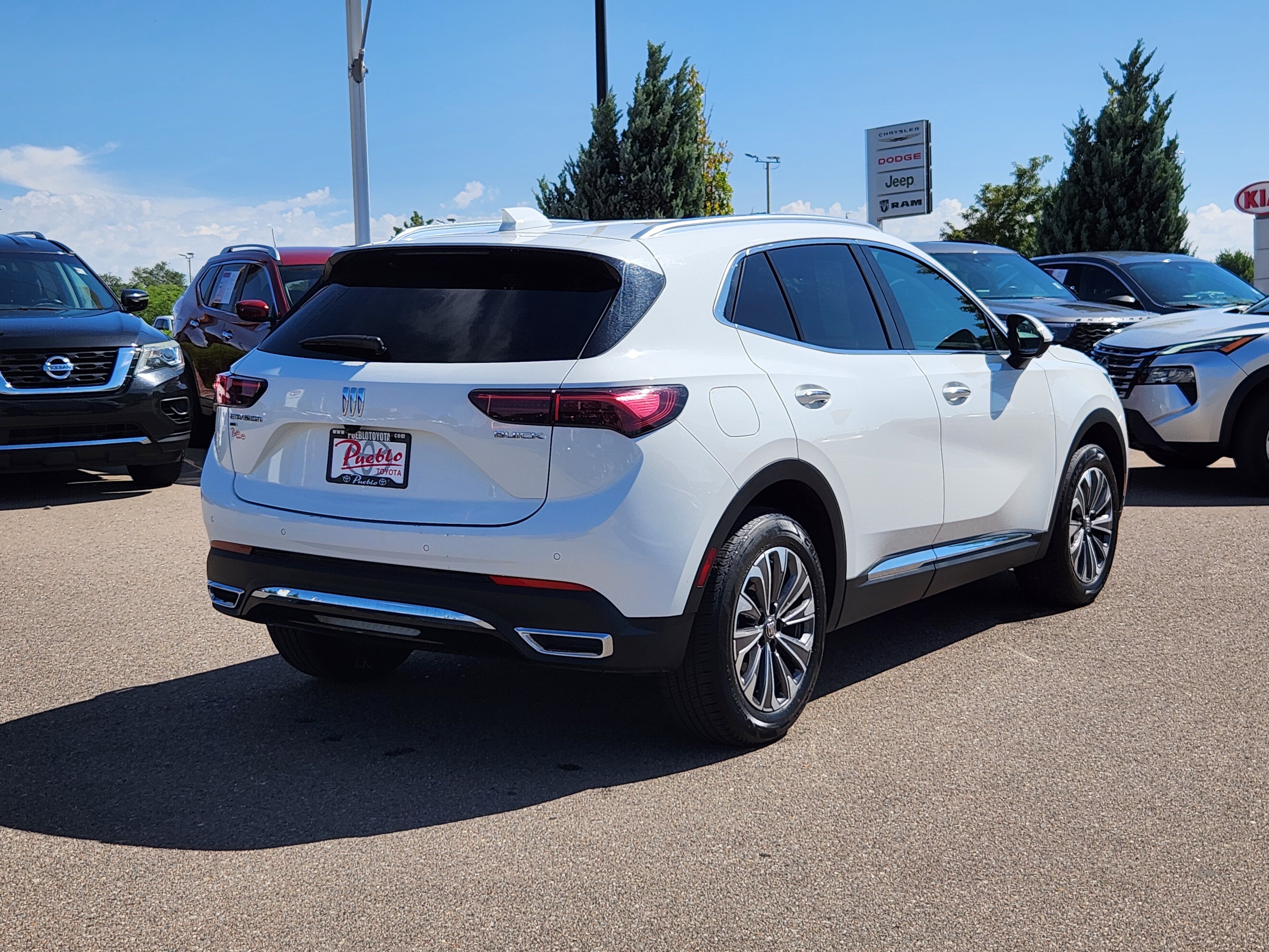 Used 2024 Buick Envision Preferred AWD/4WD image 3