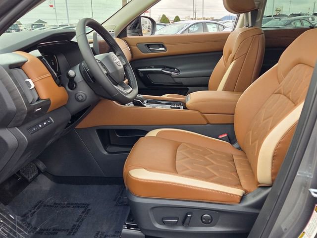 New 2026 Nissan Pathfinder Platinum w/ Cargo Package image 5