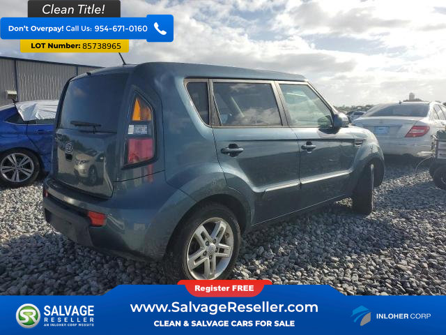 Used 2011 Kia Soul + w/ Audio Pkg FWD image 4