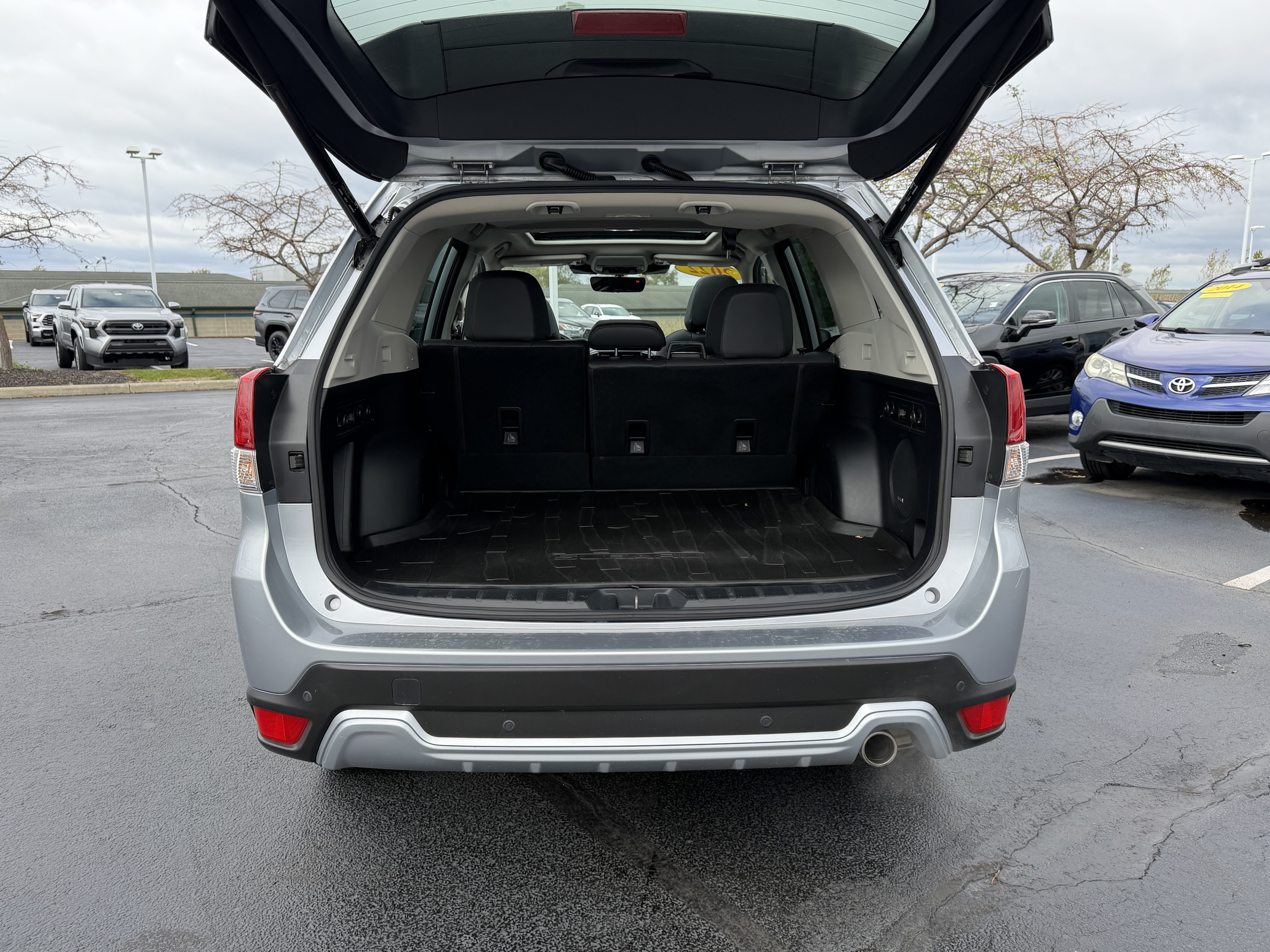 Used 2022 Subaru Forester Touring AWD/4WD image 7