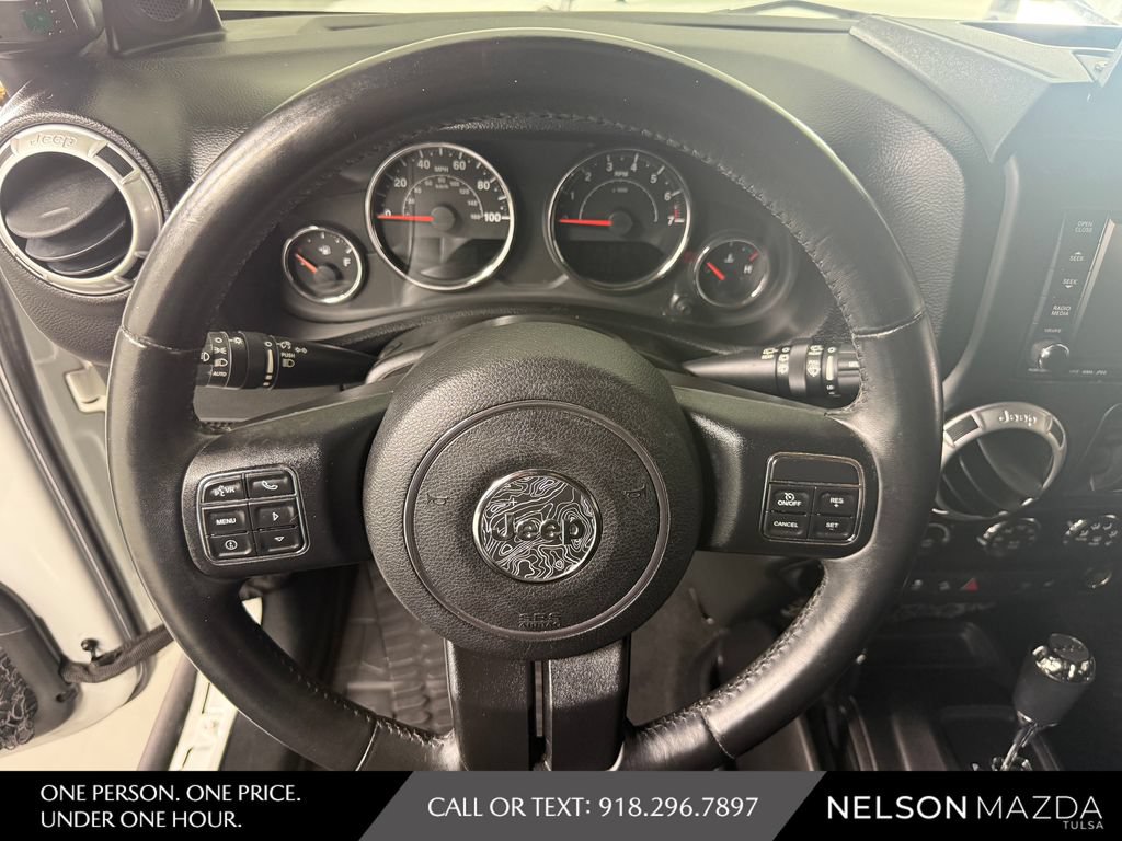 Used 2014 Jeep Wrangler Unlimited Sahara w/ Mopar Chrome Edition Group AWD/4WD image 21