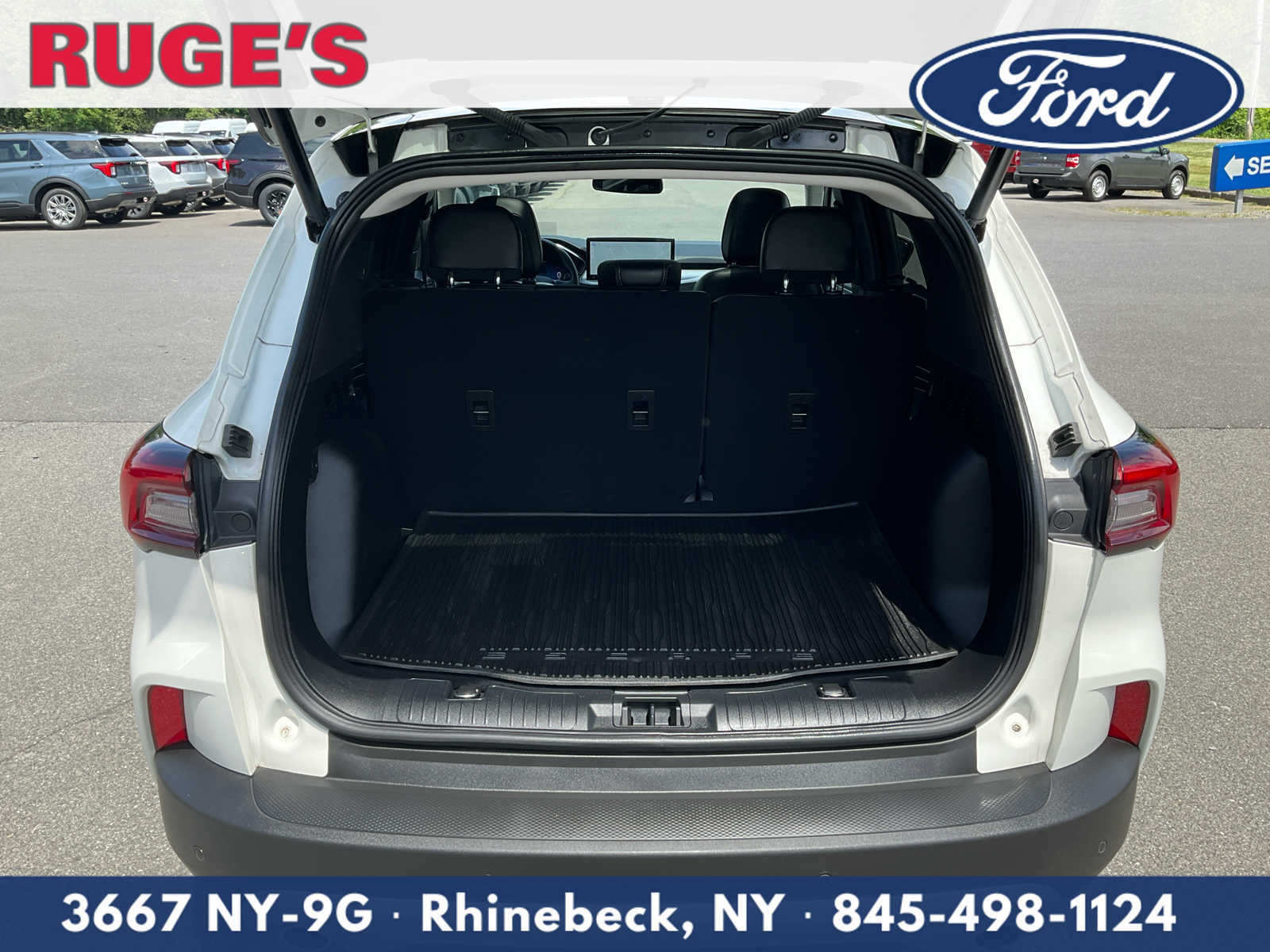 Certified 2023 Ford Escape Platinum w/ Premium Technology Package AWD/4WD image 13