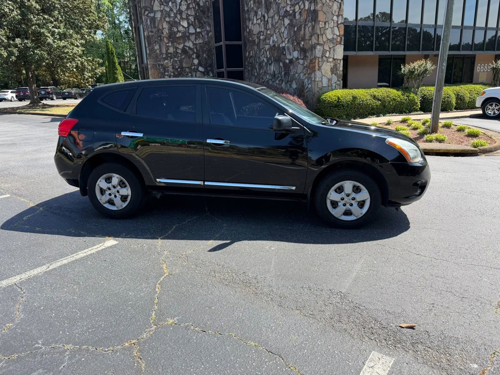 Used 2014 Nissan Rogue S FWD image 7