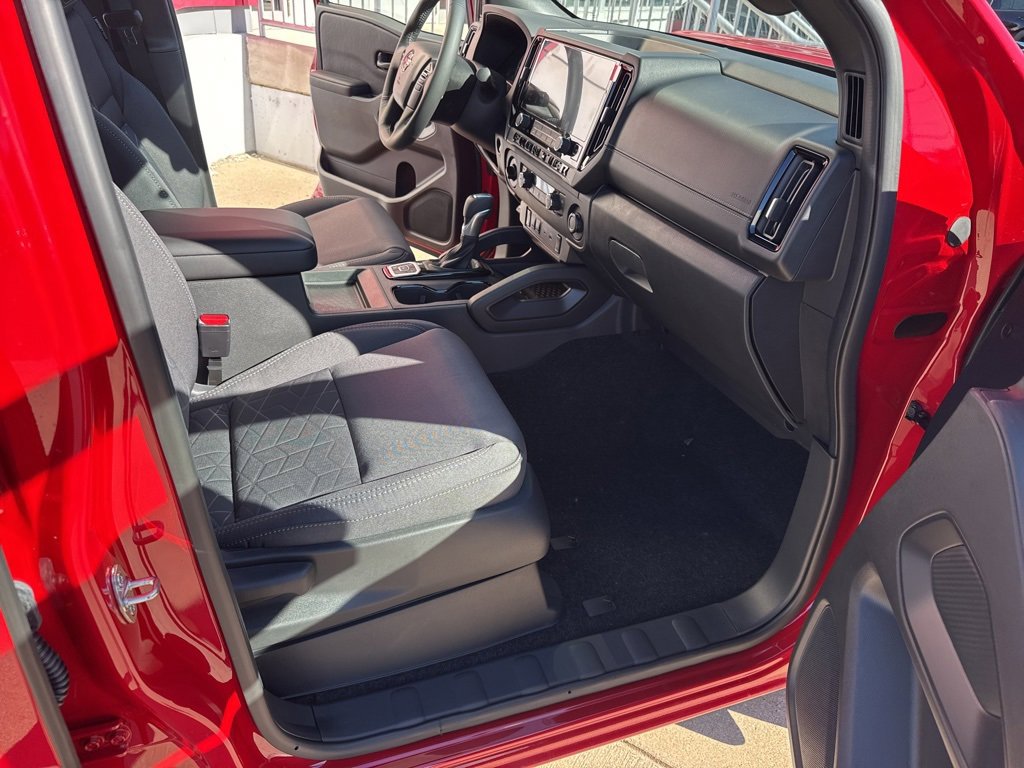 New 2026 Nissan Frontier SV image 18