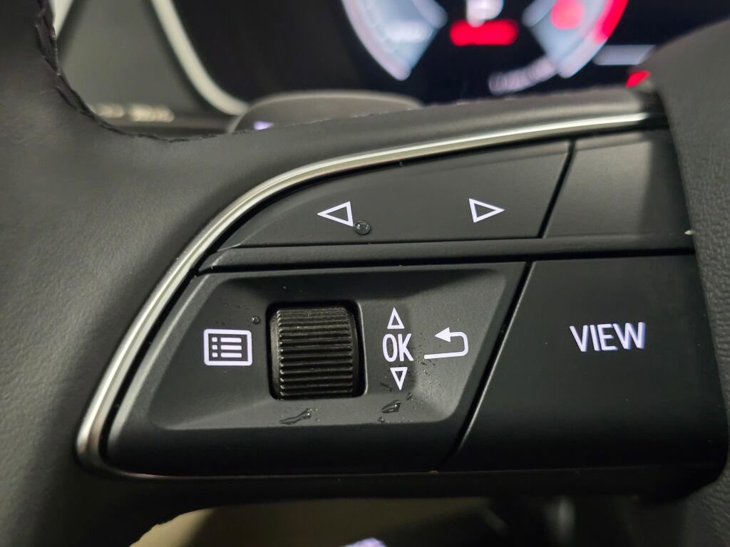 Certified 2025 Audi Q5 2.0T Premium Plus image 45