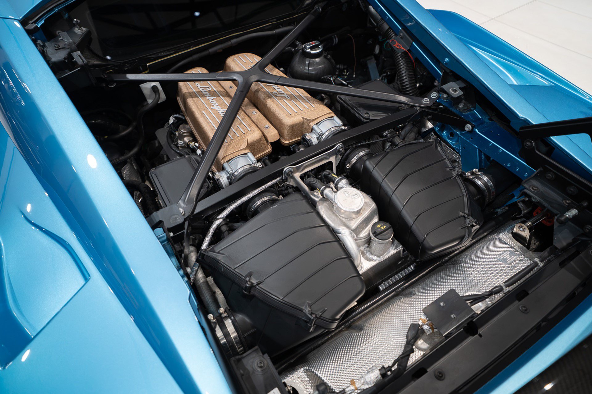 Used 2023 Lamborghini Huracan STO RWD image 56