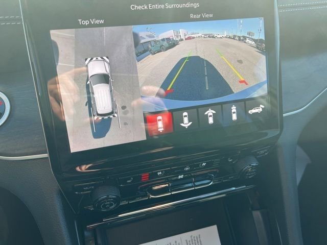 New 2025 Jeep Grand Cherokee L Limited w/ Luxury Tech Group II image 19