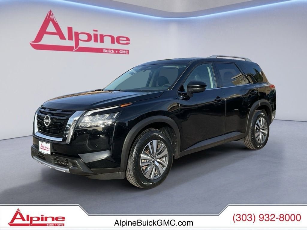 Used 2025 Nissan Pathfinder SL AWD/4WD image 1