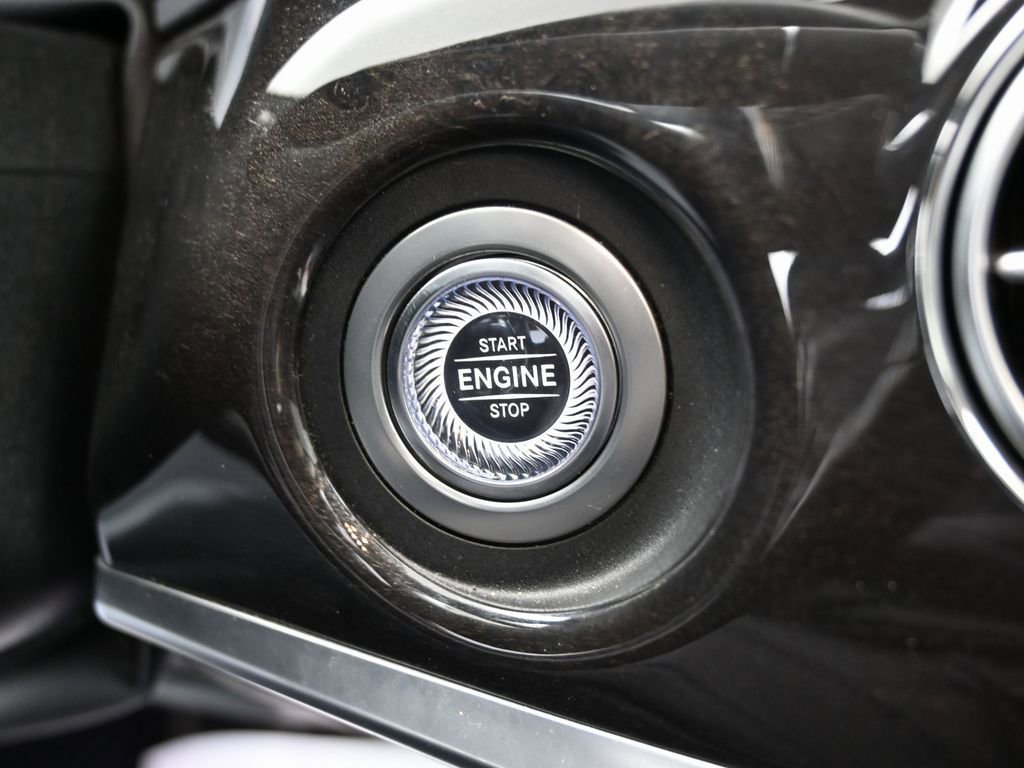 Used 2020 Mercedes-Benz S 450 Sedan image 23