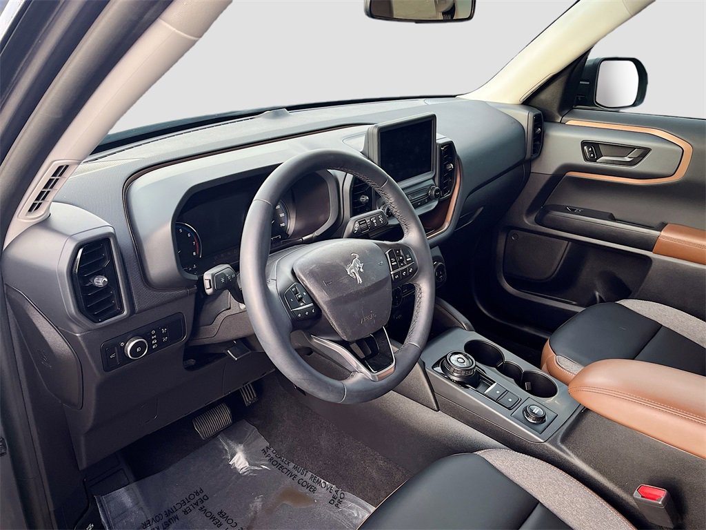 Used 2024 Ford Bronco Sport Outer Banks image 9