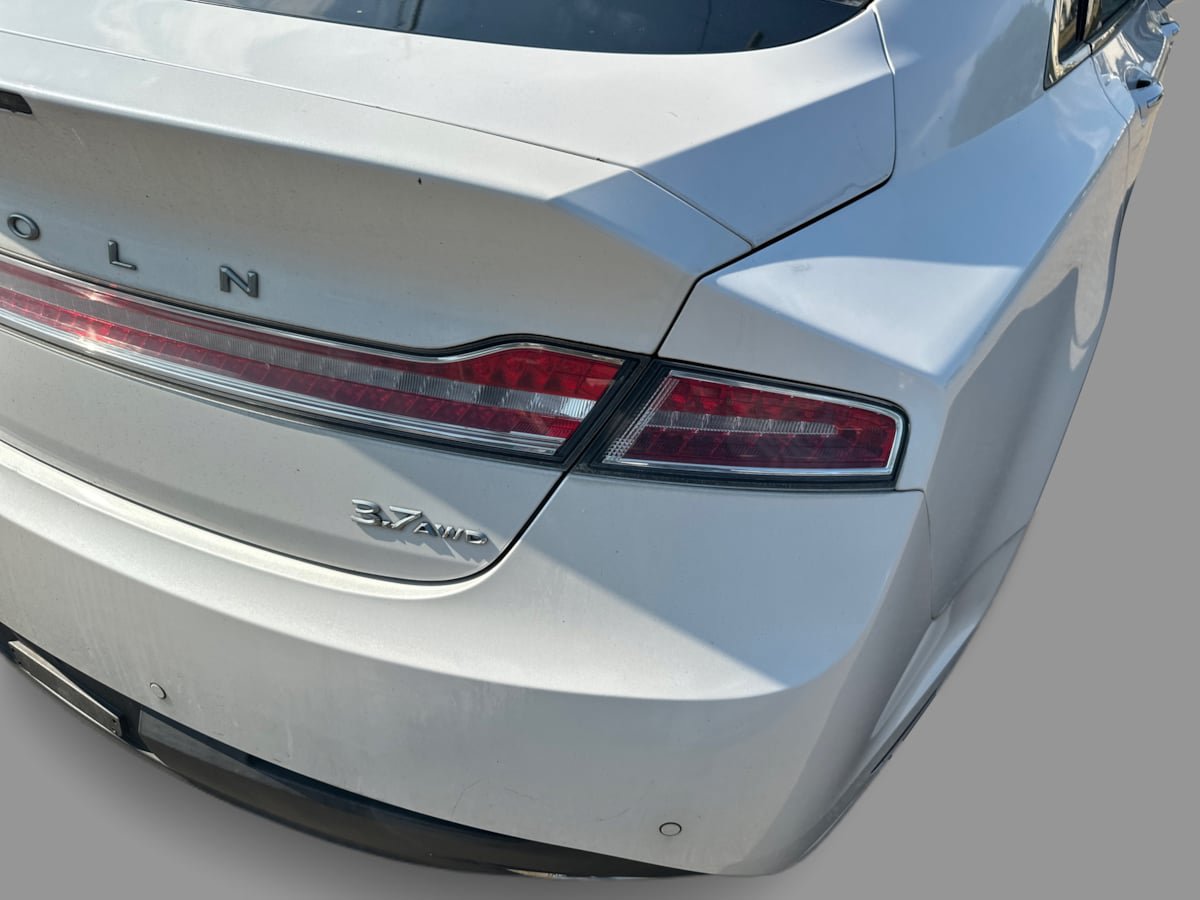 Used 2015 Lincoln MKZ AWD w/ Equipment Group 102A Reserve image 32