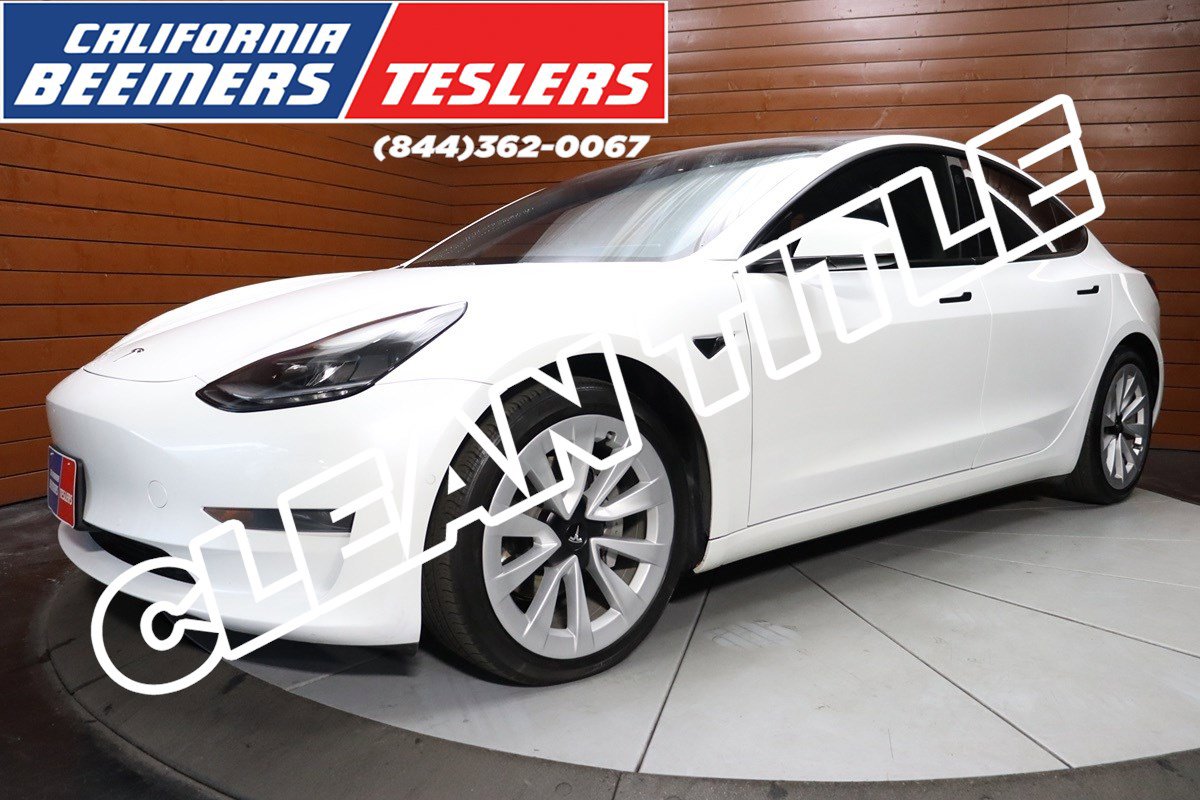 Used 2023 Tesla Model 3 Standard Range image 1