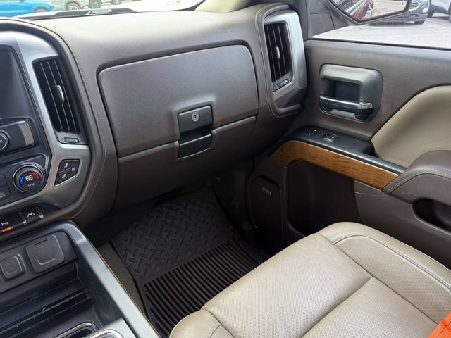 Used 2016 Chevrolet Silverado 1500 LTZ w/ Sport Package AWD/4WD image 16