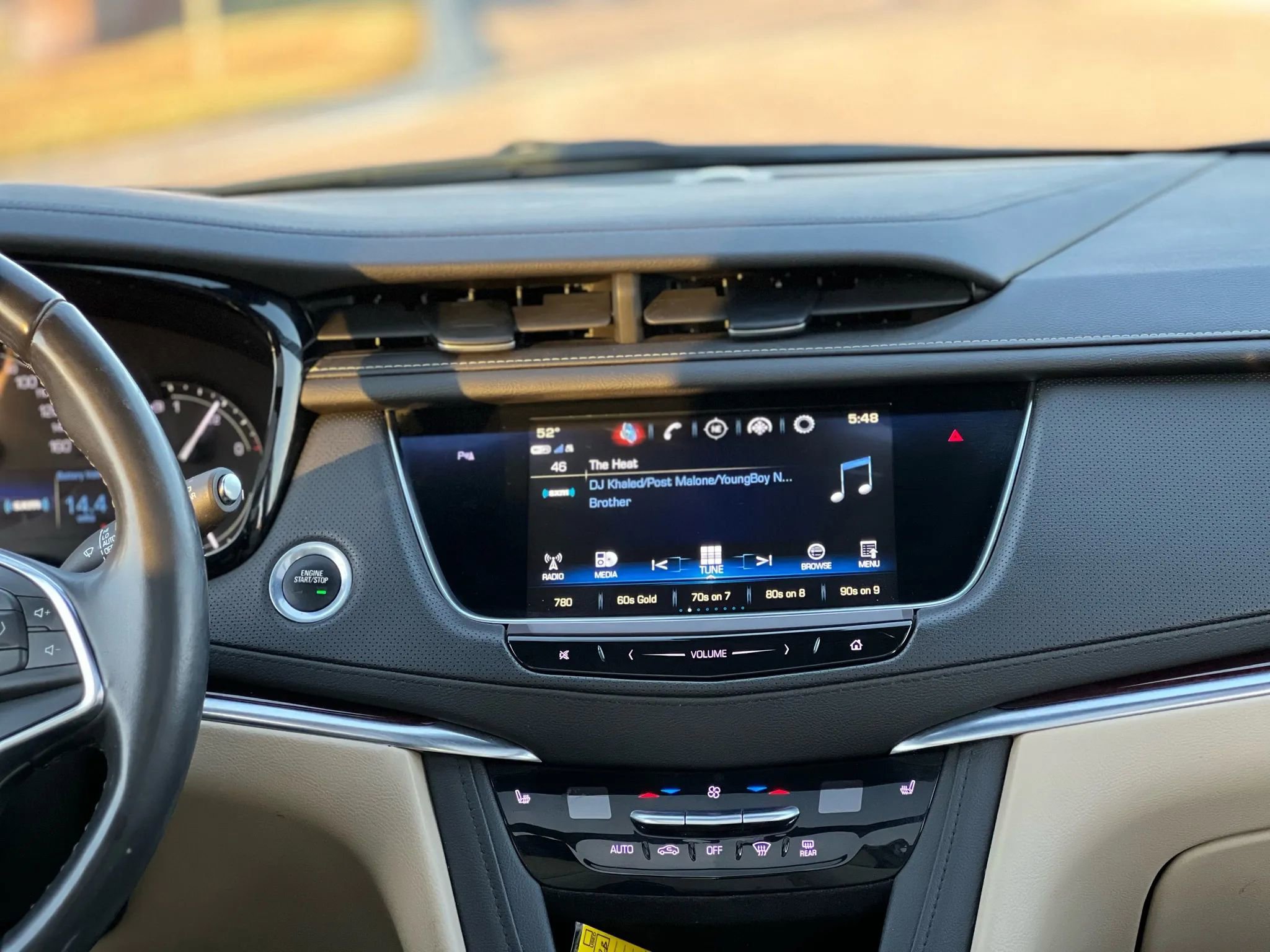 Used 2018 Cadillac XT5 Luxury w/ Driver Awareness Package image 15