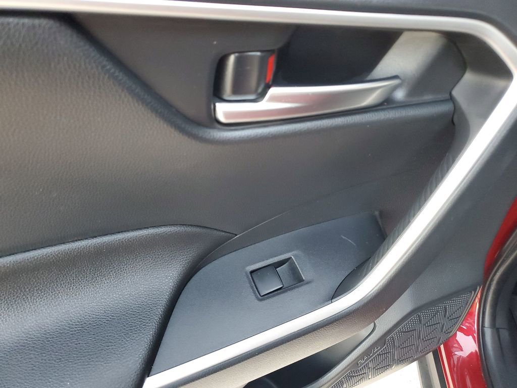 Used 2019 Toyota RAV4 XLE image 47