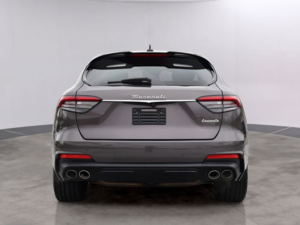 Used 2022 Maserati Levante Modena image 6