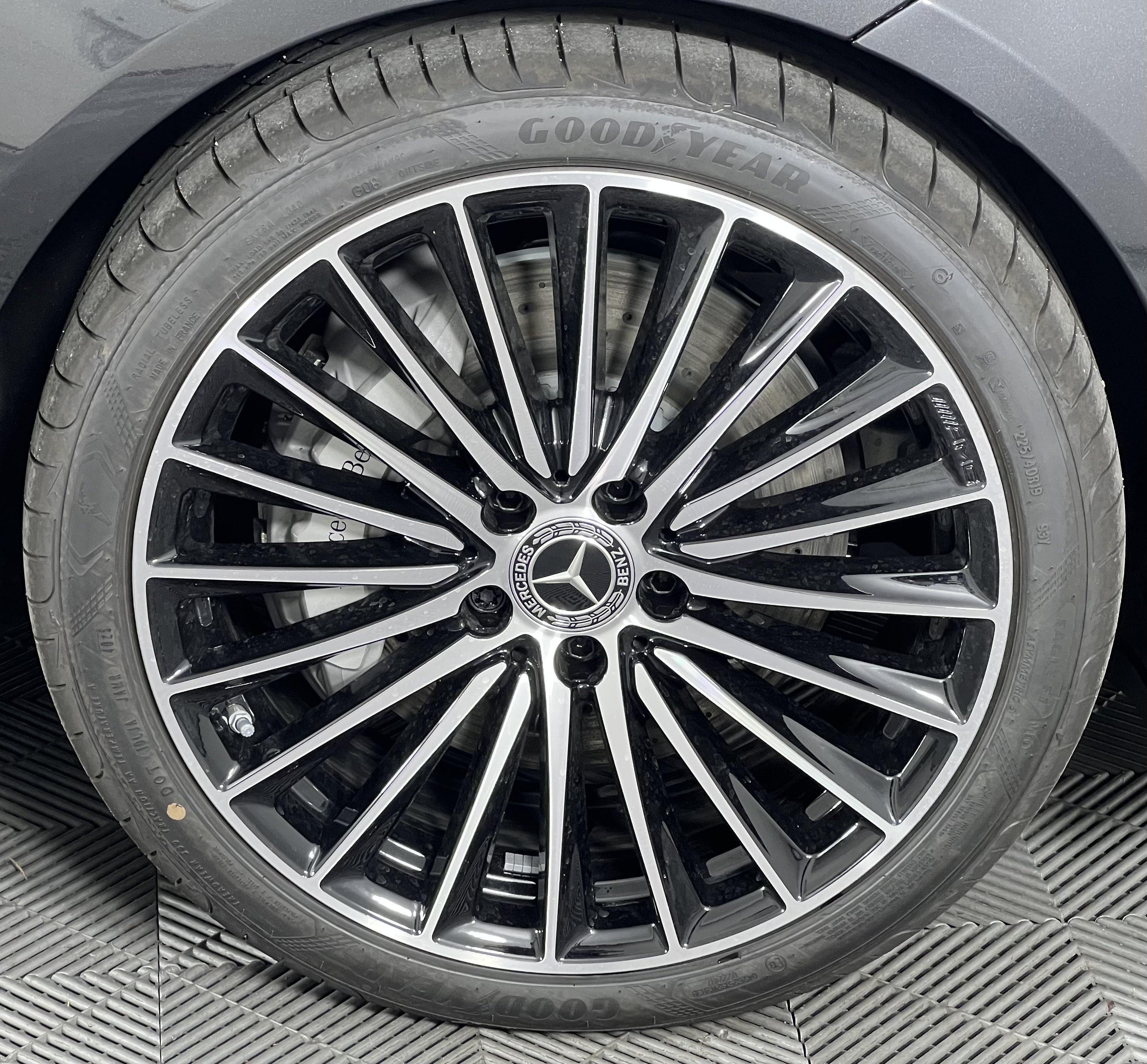 New 2026 Mercedes-Benz C 300 4MATIC Sedan image 15